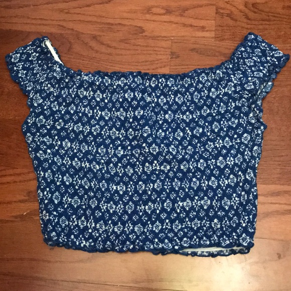 Crop top - Picture 2 of 2